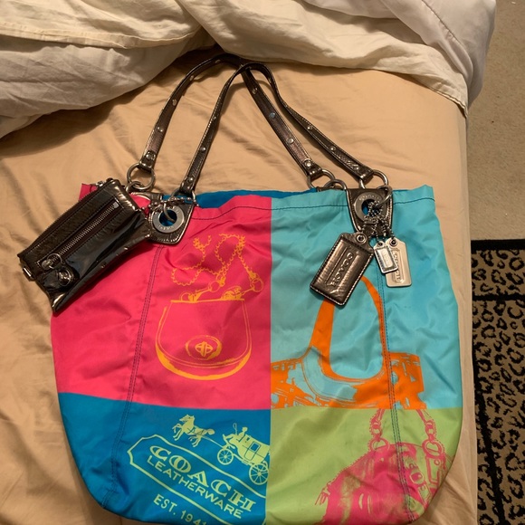 COPY - Coach Rare Madison limited edition pop art tote - Picture 3 of 8